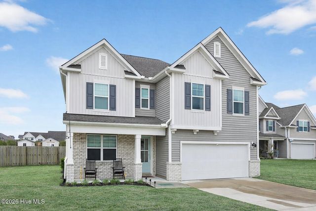 79 Colonial Heights Drive, Hampstead, NC 28443