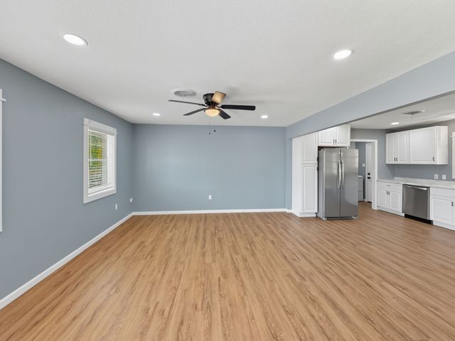 415 W Grogan Street, Hamilton, TX 76531