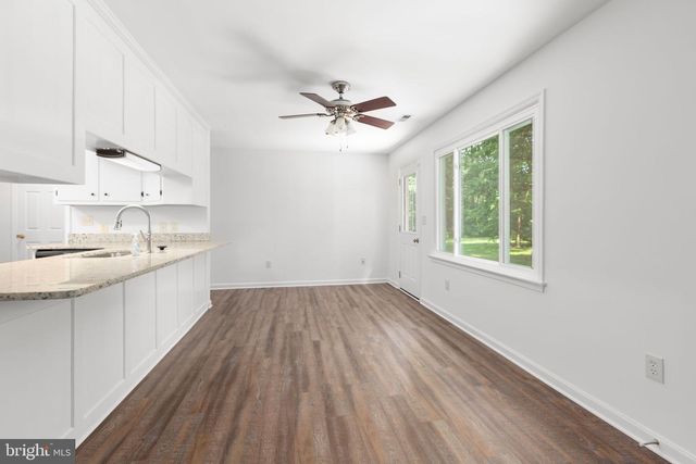 1217 LAKEVIEW PKWY, Locust Grove, VA 22508