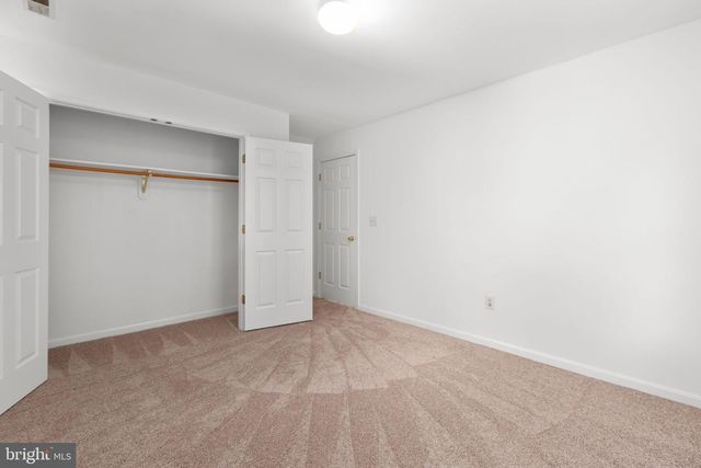 1217 LAKEVIEW PKWY, Locust Grove, VA 22508