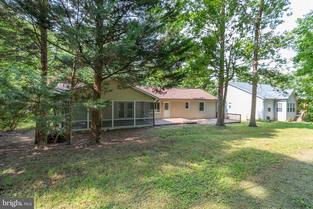1217 LAKEVIEW PKWY, Locust Grove, VA 22508