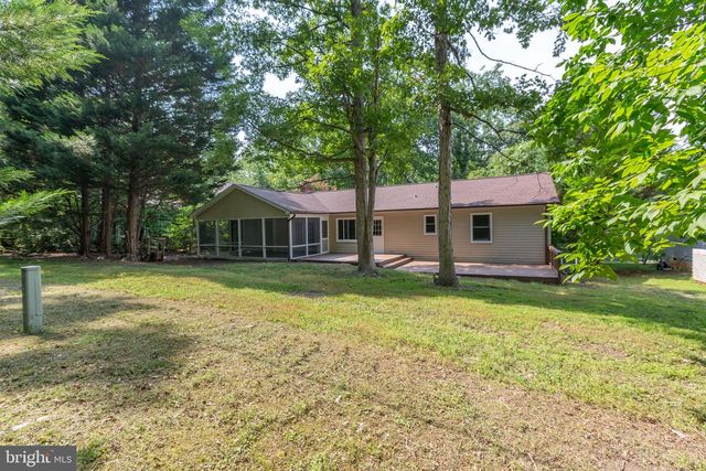1217 LAKEVIEW PKWY, Locust Grove, VA 22508
