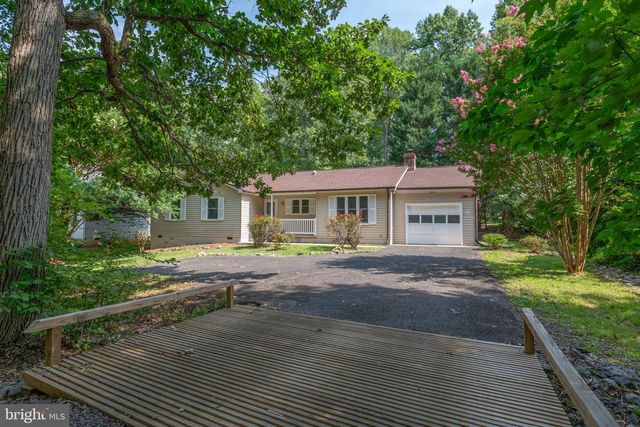 1217 LAKEVIEW PKWY, Locust Grove, VA 22508