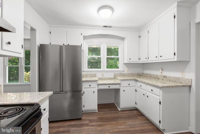 1217 LAKEVIEW PKWY, Locust Grove, VA 22508