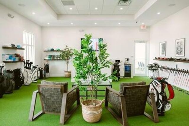 114 Palm Point Circle C, Palm Beach Gardens, FL 33418