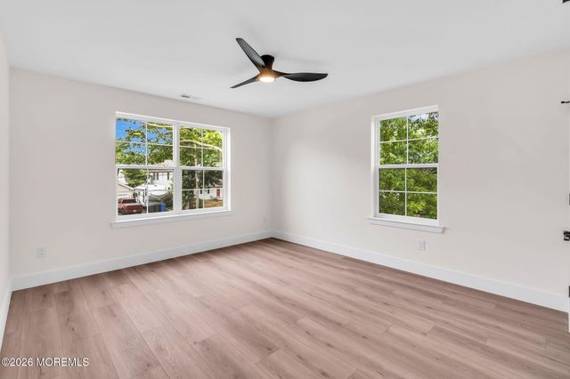173 Inlet Avenue, Stafford, NJ 08050