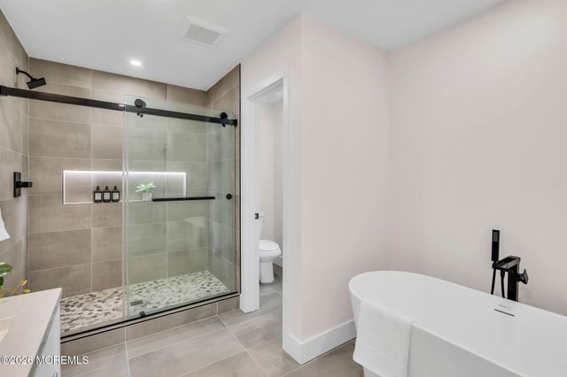 173 Inlet Avenue, Stafford, NJ 08050