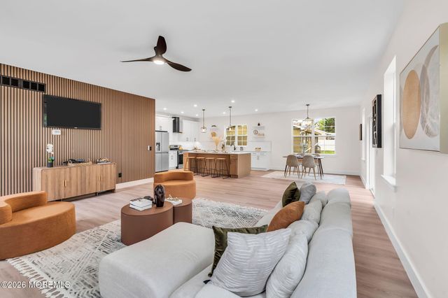 173 Inlet Avenue, Stafford, NJ 08050