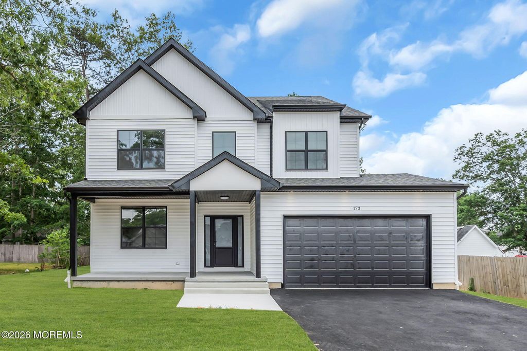 173 Inlet Avenue, Stafford, NJ 08050