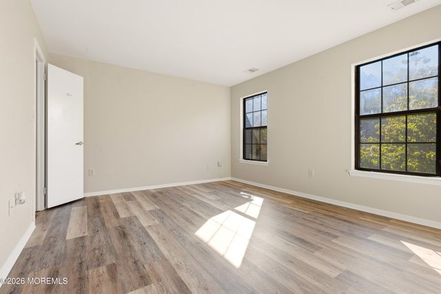 3 Eastwick Court, Freehold, NJ 07728