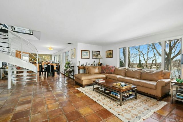 40 Idle Day Drive, Centerport, NY 11721