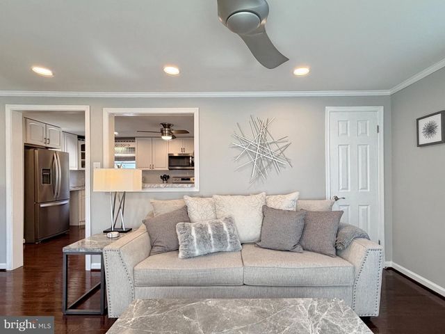 108 W HAWTHORNE DR, La Plata, MD 20646