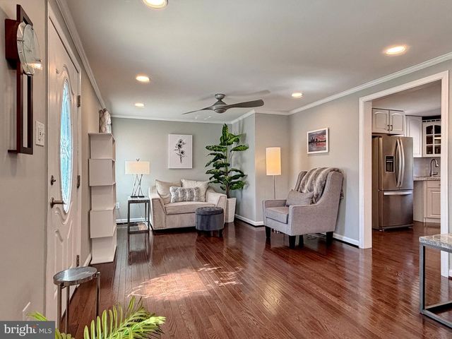108 W HAWTHORNE DR, La Plata, MD 20646