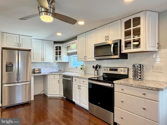 108 W HAWTHORNE DR, La Plata, MD 20646