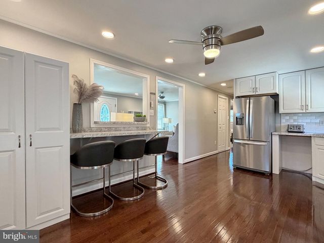108 W HAWTHORNE DR, La Plata, MD 20646