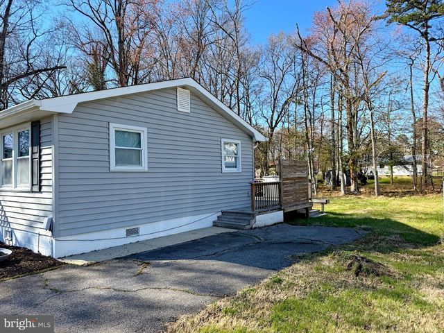 108 W HAWTHORNE DR, La Plata, MD 20646