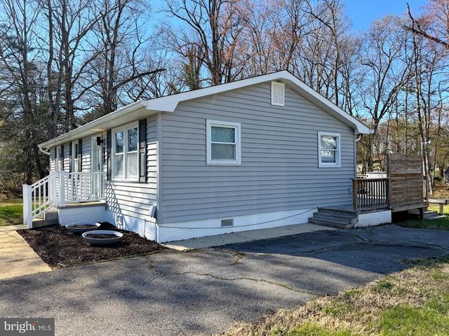108 W HAWTHORNE DR, La Plata, MD 20646