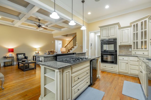 7400 Miss Madison Way, Ooltewah, TN 37363