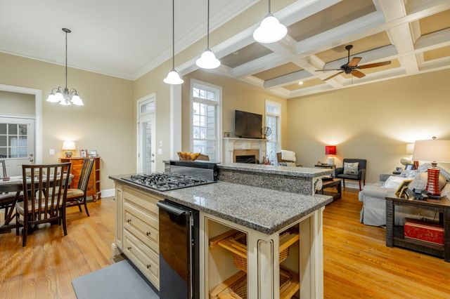 7400 Miss Madison Way, Ooltewah, TN 37363