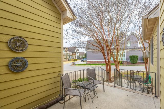 7400 Miss Madison Way, Ooltewah, TN 37363