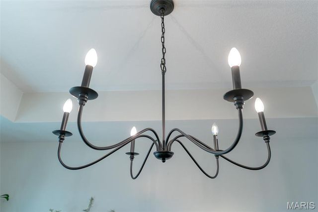 56900 Patriot Lane, New London, MO 63459