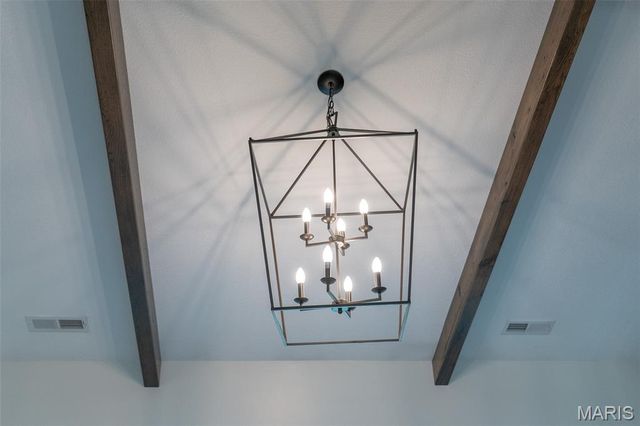 56900 Patriot Lane, New London, MO 63459