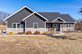 56900 Patriot Lane, New London, MO 63459