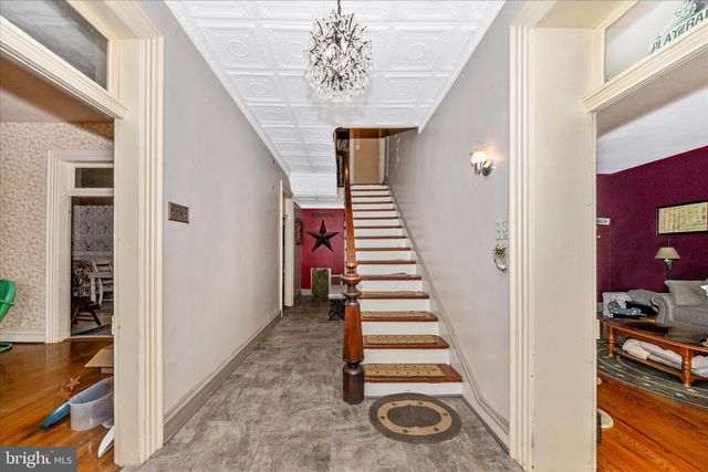 30 W POTOMAC ST, Williamsport, MD 21795