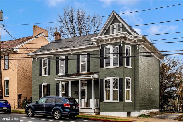 30 W POTOMAC ST, Williamsport, MD 21795