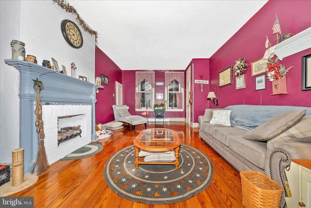 30 W POTOMAC ST, Williamsport, MD 21795