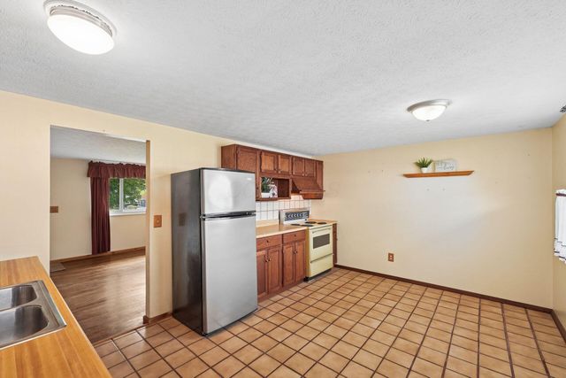 1494 Cranwood Drive, Columbus, OH 43229