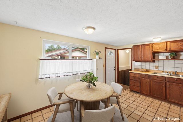 1494 Cranwood Drive, Columbus, OH 43229