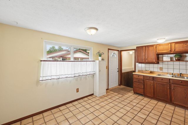 1494 Cranwood Drive, Columbus, OH 43229