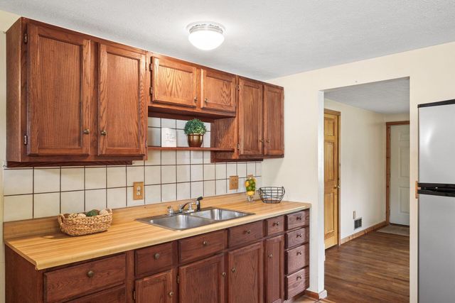 1494 Cranwood Drive, Columbus, OH 43229