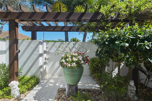 24000 Tuscany CT, Bonita Springs, FL 34134