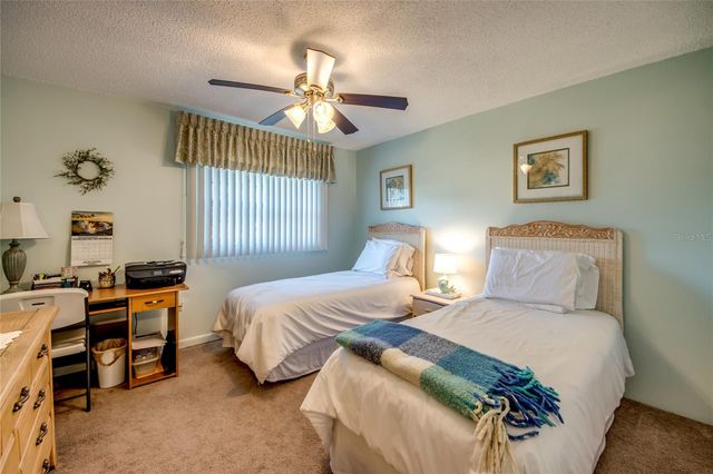 7001 NEW POST DRIVE 4, North Fort Myers, FL 33917