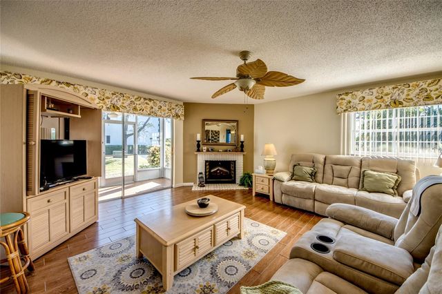 7001 NEW POST DRIVE 4, North Fort Myers, FL 33917