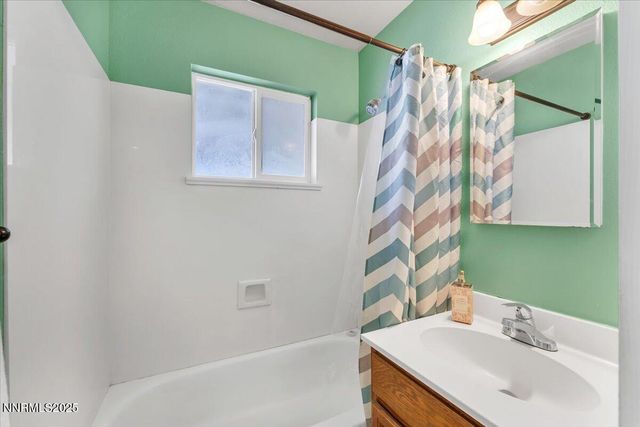 1250 Oxford Avenue, Sparks, NV 89431