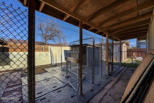 1250 Oxford Avenue, Sparks, NV 89431