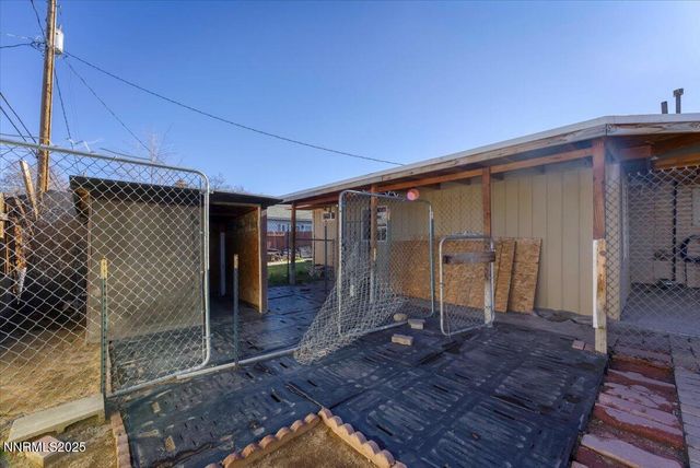 1250 Oxford Avenue, Sparks, NV 89431