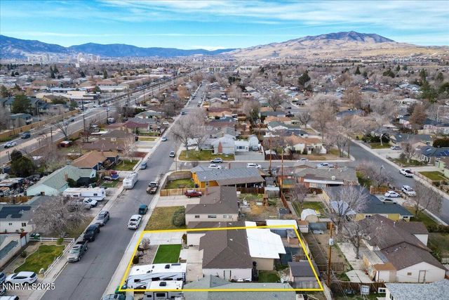 1250 Oxford Avenue, Sparks, NV 89431