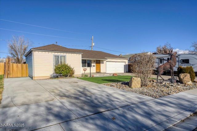 1250 Oxford Avenue, Sparks, NV 89431