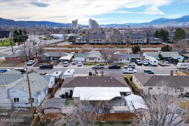 1250 Oxford Avenue, Sparks, NV 89431