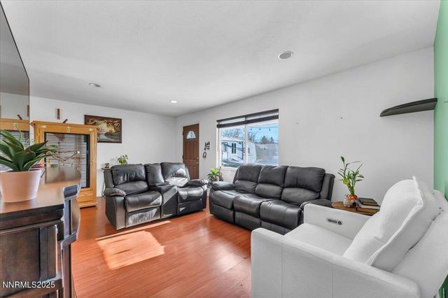 1250 Oxford Avenue, Sparks, NV 89431