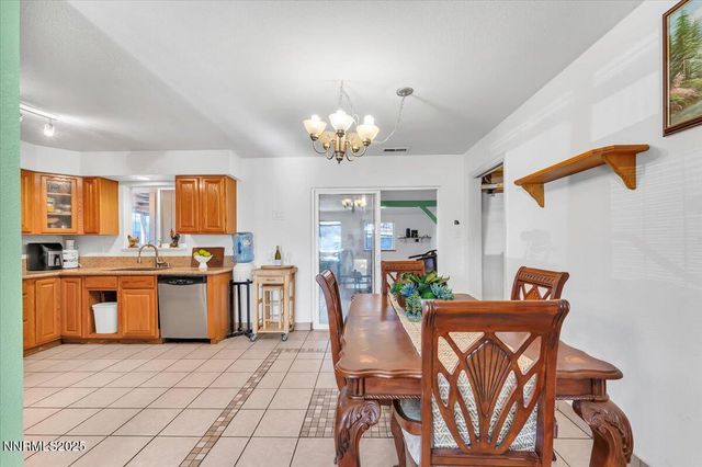 1250 Oxford Avenue, Sparks, NV 89431