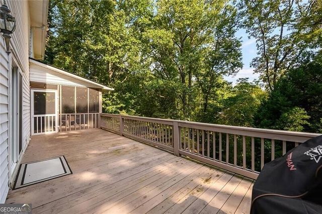 1531 Enota Avenue NE, Gainesville, GA 30501