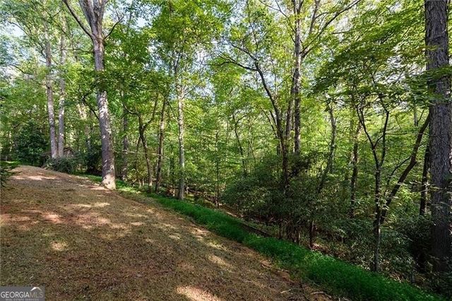 1531 Enota Avenue NE, Gainesville, GA 30501