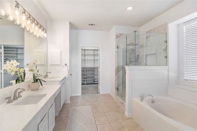 9732 Lacey Lane, Fort Worth, TX 76244