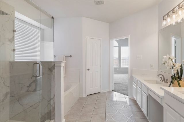 9732 Lacey Lane, Fort Worth, TX 76244