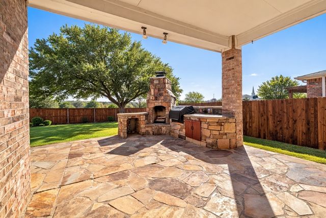 9732 Lacey Lane, Fort Worth, TX 76244